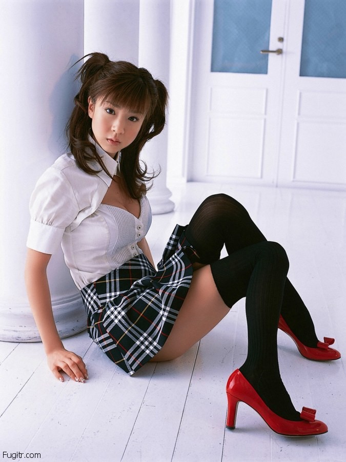 Incredibly Hot Japanese Schoolgirls