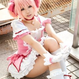 ecchi cosplay babe 1