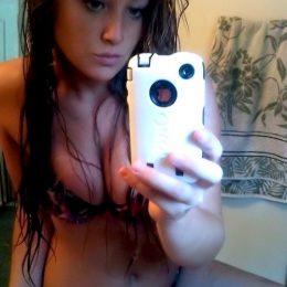 hot teen sefie 0011